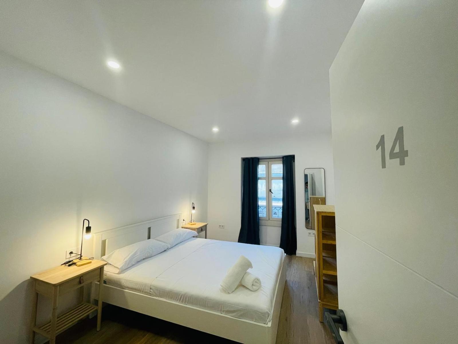 Suites Larios مالقة المظهر الخارجي الصورة