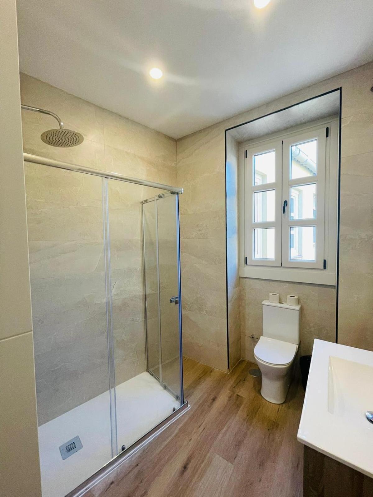 Suites Larios مالقة المظهر الخارجي الصورة