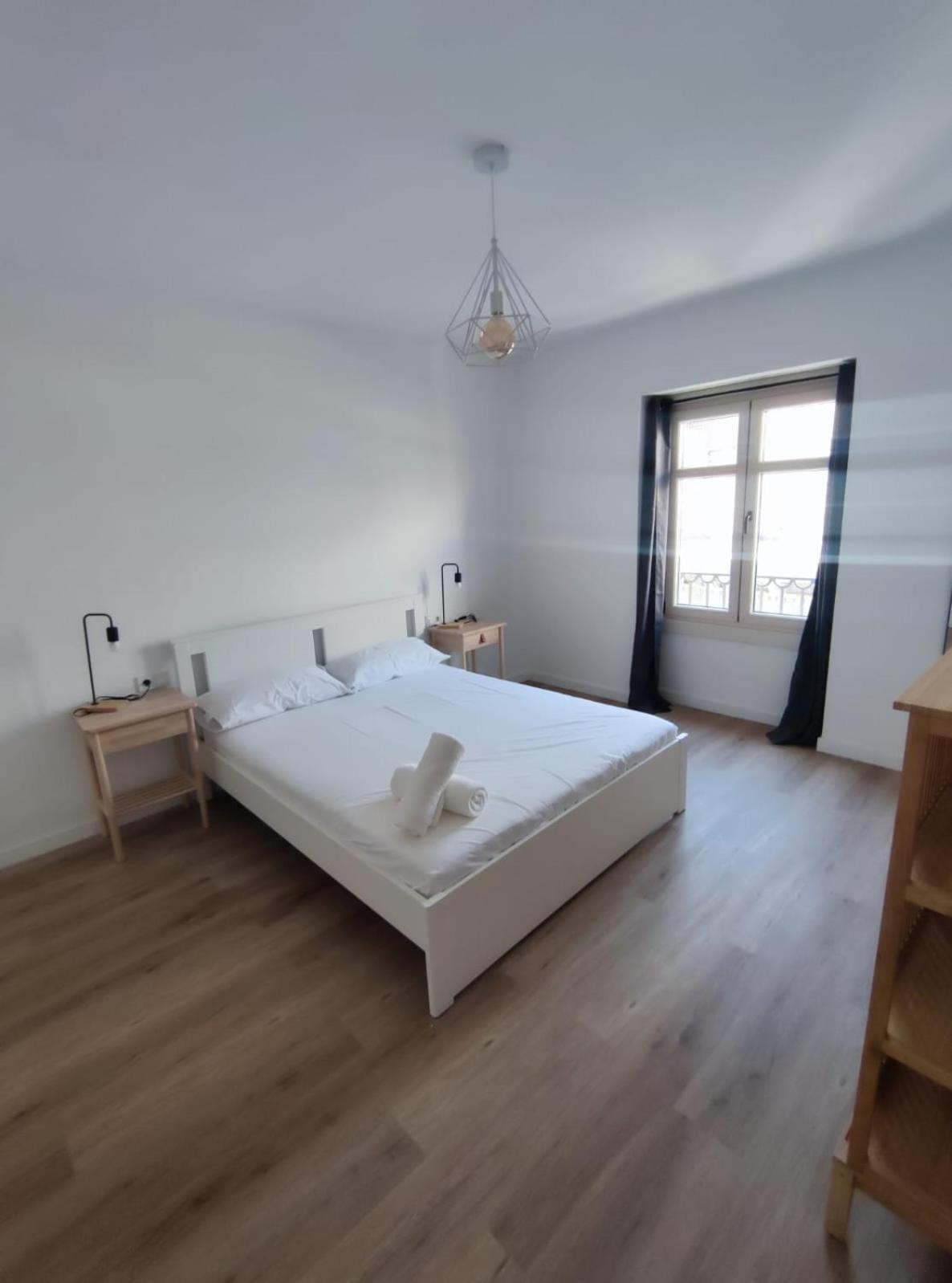 Suites Larios مالقة المظهر الخارجي الصورة